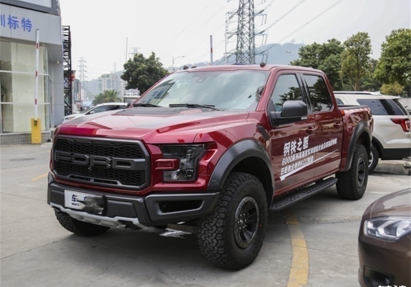 福特F-150墨版